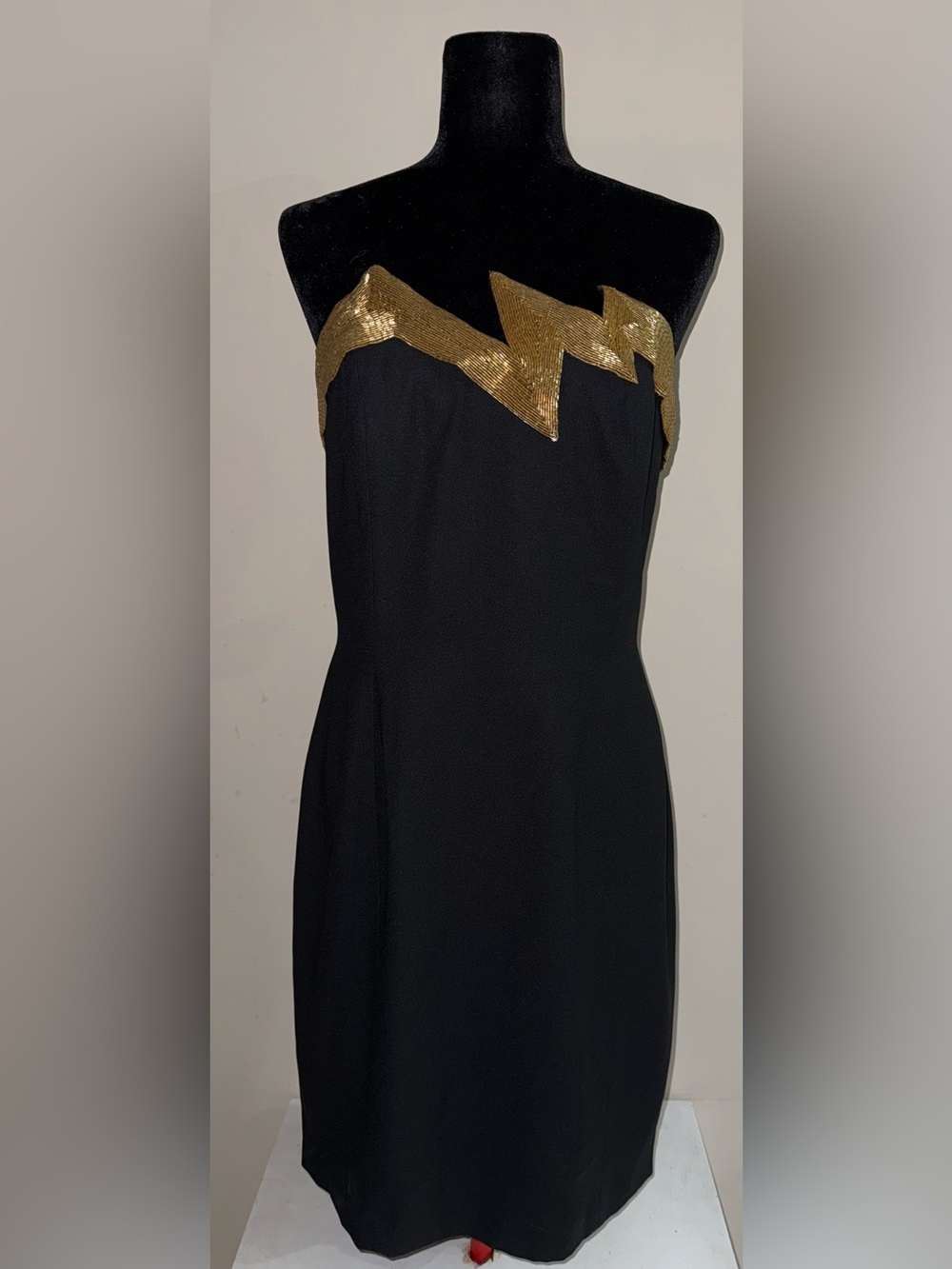 Vintage 80s AJ Bari Strapless Black Dress Gold Beaded Zig Zag 10